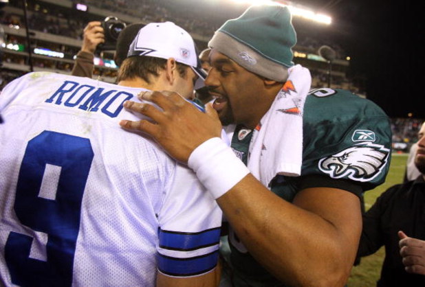 PHILADELPHIA - DECEMBER 28:  Donovan McNabb #5 of the Philadelphia Eagles talks with Tony Romo #9 of the Dallas Cowboys after their game on December 28, 2008 at Lincoln Financial Field in Philadelphia, Pennsylvania. The Eagles defeated the Cowboys 44-6.  