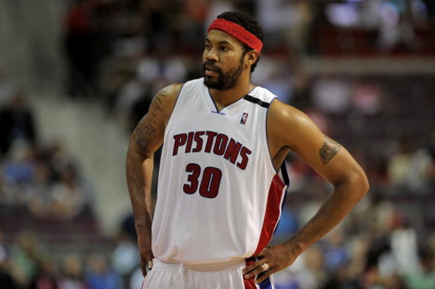 AUBURN HILLS, MI - APRIL 24:  Rasheed Wallace #30 of the Detroit Pistons looks across the court in Game Three of the Eastern Conference Quarterfinals against the Cleveland Cavaliers during the 2009 NBA Playoffs at the Palace of Auburn Hills on April 24, 2