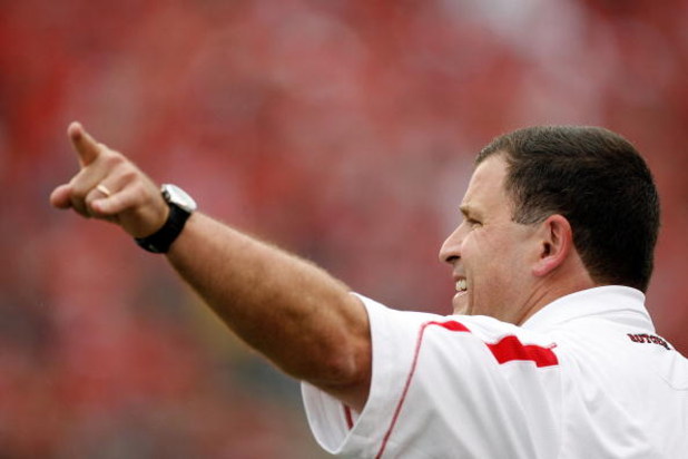 PISCATAWAY, NJ - SEPTEMBER 27:  Head Coach Greg Schiano of the Rutgers Scarlet Knights gestures from the sideline during the first quarter against the Morgan State Bears at Rutgers Stadium on September 27, 2008 in Piscataway, New Jersey. Rutgers won 38-0.