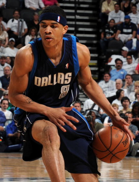 SAN ANTONIO - APRIL 20:  Guard Gerald Green #8 of the Dallas Mavericks during play against the San Antonio Spurs in Game Two of the Western Conference Quarterfinals during the 2009 NBA Playoffs at AT&T Center on April 20, 2009 in San Antonio, Texas. NOTE 