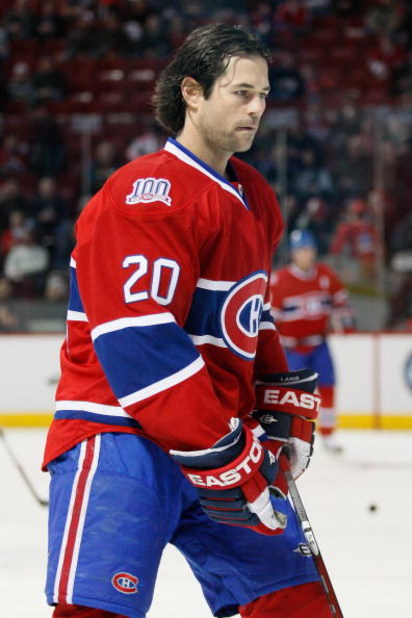 MONTREAL- JANUARY 31:  Robert Lang #20 of the Montreal Canadiens skates during the warm up period prior to facing the Los Angeles Kings at the Bell Centre on January 31, 2009 in Montreal, Quebec, Canada.   The Canadiens defeated the Kings 4-3.  (Photo by 