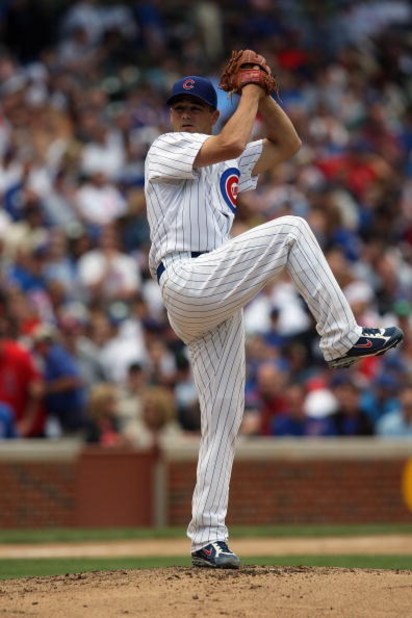 CHICAGO, IL- MAY 17: Shortstop Ryan Theriot #2 of the Chicago Cubs