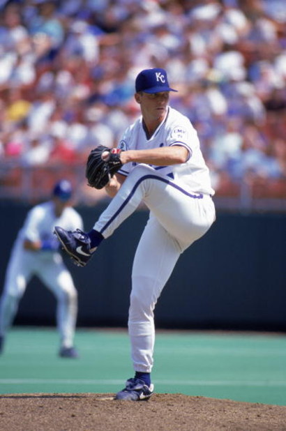 KANSAS CITY - AUGUST 29:  David Cone #17 of the Kansas City Royals winds up for a pitch during a game at Kauffman Stadium on August 29, 1993 in Kansas City, Missouri.  (Photo by Getty Images)