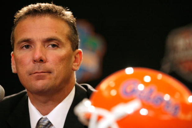 FORT LAUDERDALE, FL - JANUARY 07:  Head coach Urban Meyer of the Florida Gators speaks during the FedEx BCS Head Coaches Press Conference at Harbor Beach Marriott Resort & Spa on January 7, 2009 in Fort Lauderdale, Florida.  (Photo by Doug Benc/Getty Imag