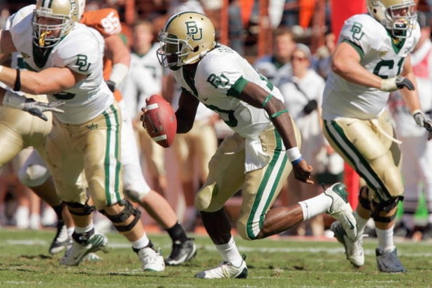 AUSTIN, TX - NOVEMBER 8: Quarterback Robert Griffin #10 of the Baylor Bears runs the ball during the game against the Texas Longhorns on November 8, 2008 at Darrell K Royal-Texas Memorial Stadium in Austin, Texas. Texas won 45-21. (Photo by Brian Bahr/G