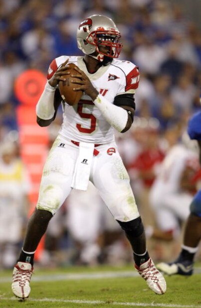LEXINGTON, KY - SEPTEMBER 27: Quarterback K.J. Black #5 of the Western Kentucky Hilltoppers looks to make a pass play against the Kentucky Wildcats during the game at Commonwealth Stadium on September 27, 2008 in Lexington, Kentucky. The Wildcats defeate