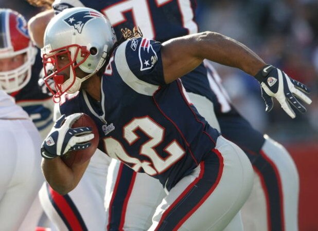 FOXBORO, MA - NOVEMBER 09: BenJarvus Green-Ellis #42 of the New England Patriots carries the ball in the first half against the Buffalo Bills on November 9, 2008 at Gillette Stadium in Foxboro, Massachusetts. (Photo by Elsa/Getty Images)