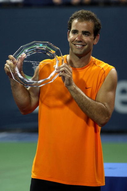 LOS ANGELES, CA - JULY 27:  Pete Sampras is presented with a plate as the tournament honoree during the LA Tennis Open Day 1 at Los Angeles Tennis Center - UCLA on July 27, 2009 in Los Angeles, California.  (Photo by Stephen Dunn/Getty Images)