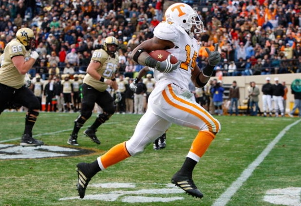 NASHVILLE, TN - NOVEMBER 22: Eric Berry #14 of the Tennessee Volunteers returns an interception for a touchdown against the Vanderbilt Commodores during the game at Vanderbilt Stadium on November 22, 2008 in Nashville, Tennessee. (Photo by Kevin C. Cox/