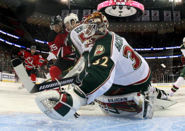 NEWARK, NJ - MARCH 20:  Niclas Backstrom #32 of the Minnesota Wild tends net against the New Jersey Devils on March 20, 2009 at the Prudential Center in Newark, New Jersey.  (Photo by Bruce Bennett/Getty Images)