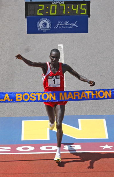 BOSTON - APRIL 21:  Robert K. Cheruiyot wins the men's division of the the 112th Boston Marathon on April 21, 2008 in Boston, Massachusetts.  (Photo by Jim Rogash/Getty Images)