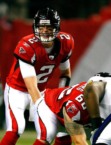 ATLANTA - SEPTEMBER 03:  Quarterback Matt Ryan #2 of the Atlanta Falcons runs the offense against the Baltimore Raves at Georgia Dome on September 3, 2009 in Atlanta, Georgia.  (Photo by Kevin C. Cox/Getty Images)