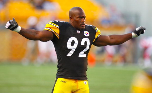 PITTSBURGH - AUGUST 29:  Linebacker James Harrison #92 of the Pittsburgh Steelers warms up before the game against the Buffalo Bills at Heinz Field on August 29, 2009 in Pittsburgh, Pennsylvania. (Photo by Gregory Shamus/Getty Images)