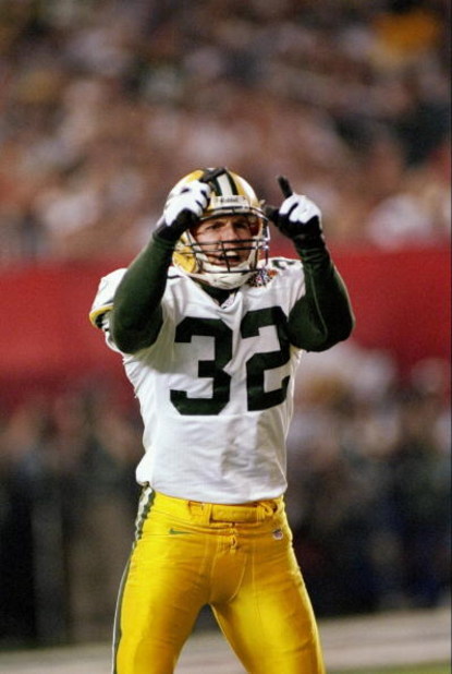 25 Jan 1998:  Travis Jervey #32 of the Green Bay Packers celebrates during Super Bowl  XXXII against the Denver Broncos at Qualcomm Stadium in San Diego, California.  The Denver Broncos defeated the Green Bay Packers 31-24. Mandatory Credit: Rick Stewart