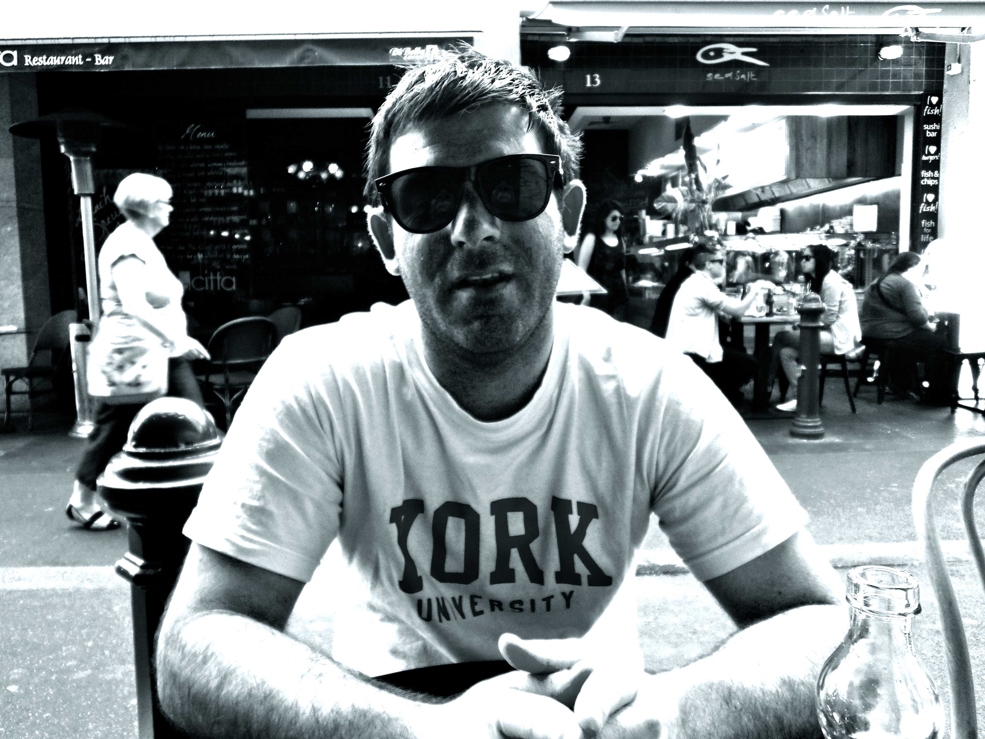 photo of Justin Robertson